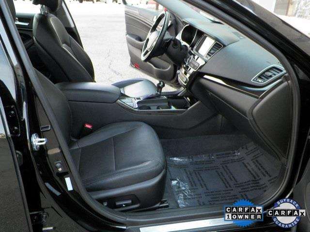 2014 Kia Cadenza Premium 4dr Sedan